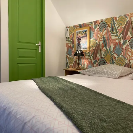 D'hotes Sur Le Chemin De La Loire A Velo فندق مبيت وإفطار 3*