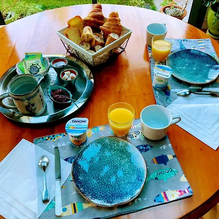 D'hotes Sur Le Chemin De La Loire A Velo 3*